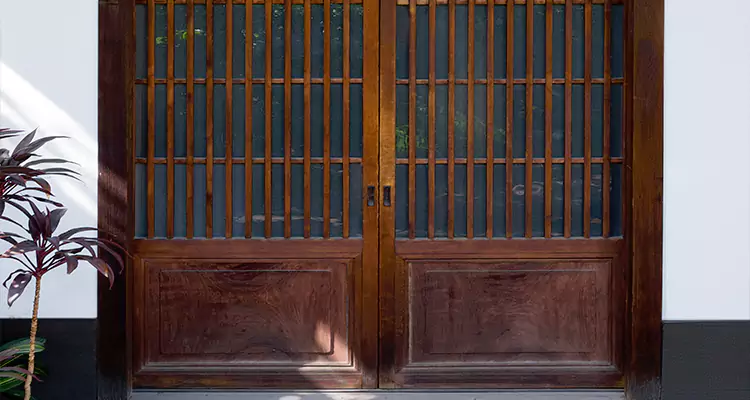 Accordion Patio Doors Repair in Golden Gate, FL