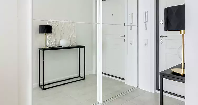 Mirrored Bifold Closet Doors Repair in Golden Gate, FL