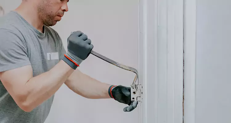 Cracked Door Jamb Repair in Golden Gate, FL