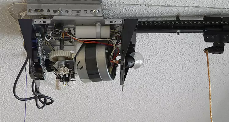 Emergency Garage Door Opener Repair in Golden Gate, FL