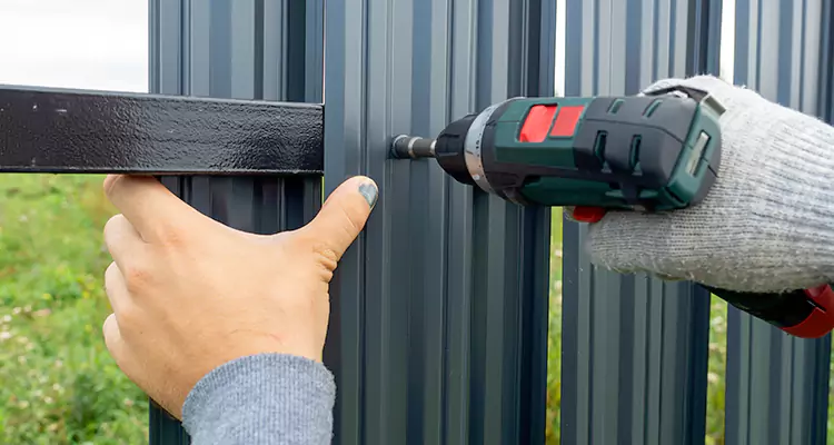 Metal Gate Repair in Golden Gate, FL