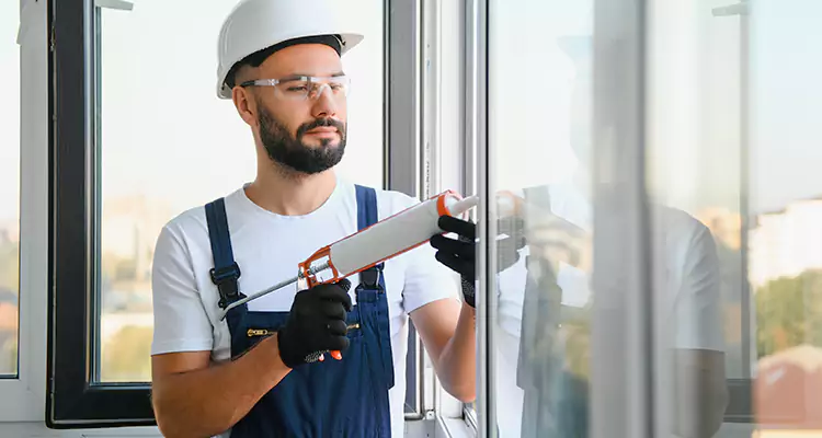 Retractable Screens Repair for Patio in Golden Gate, FL