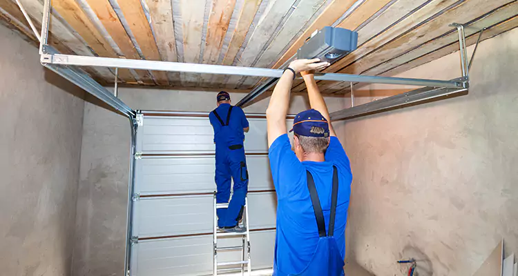 Garage Door Opener Technician in Golden Gate, FL