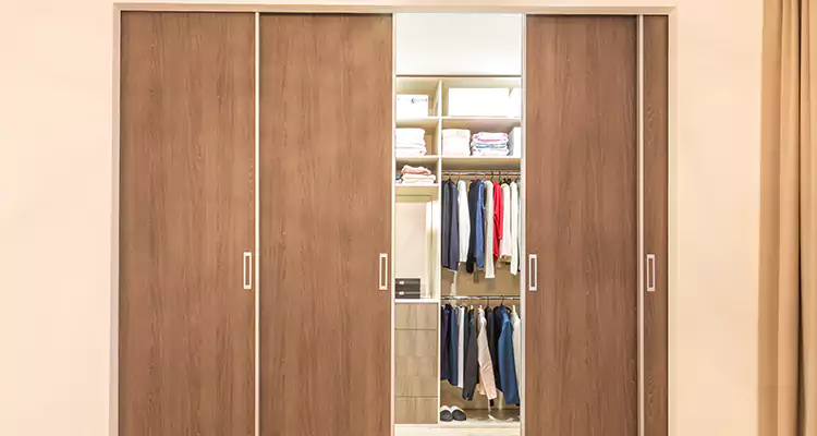 Sliding Closet Wardrobe Repairs in Golden Gate, FL