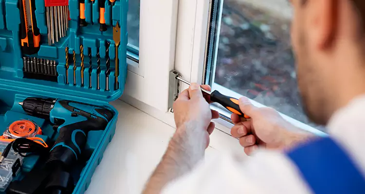 Mirrored Sliding Doors Replacement Expert in Golden Gate, FL