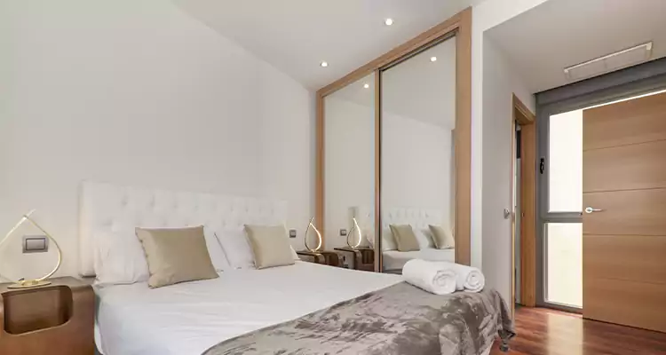 Sliding Wardrobe Door Mirror Replacement in Golden Gate, FL